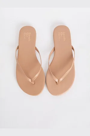 Friends Like These Nude Standard Fit Toe Thong Faux Leather Flip Flops AU 7 (EU 38)
