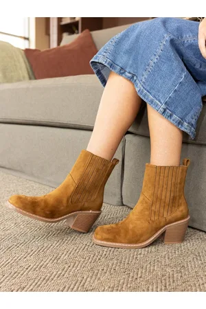 Novo Natural Standard Fit Gala Square Toe Chelsea Ankle Boots AU 10 (EU 42)