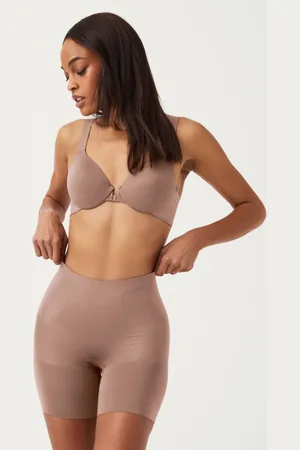 Spanx Sculpt On Core Mid-Thigh Shorts XL