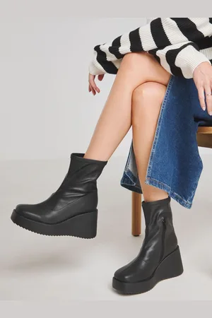 Simply Be Black Stretch Upper Wedge Ankle Boots In Extra Wide Fit AU 6 (EU 37)