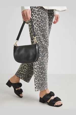 Simply Be Black Double Bow Low Sandals In Wide Fit AU 9 (EU 41)