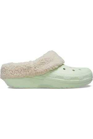 Crocs Green Classic Blitzen IV Slippers AU 6 (EU 37.5)