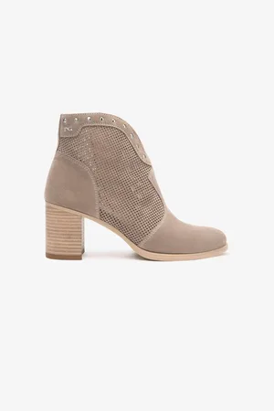 Nero Giardini Beige Leather Boots AU 8 (EU 39)