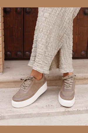 Linzi Brown Harlem Faux Leather Platform Trainers AU 8 (EU 39)
