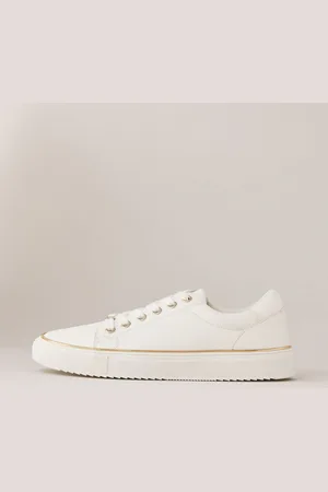 Lipsy London White Standard Fit Flat Chunky Lace Up Faux Leather Trainers AU 7 (EU 38)