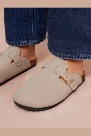 Friends Like These Standard Fit Buckle Faux Suede Comfort Footbed Clogs AU 9 (EU 40)