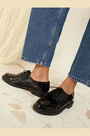 Friends Like These Wide Fit Flat Comfort Lace Up Patent Faux Leather Brogue Shoes AU 8 W (EU 39)