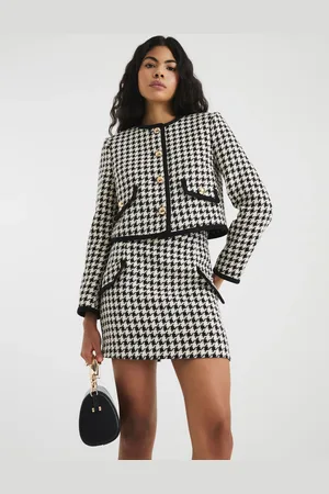 River Island Mono Boucle Mini Skirt AU 10