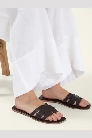 Accessorize Brown Leather Cut-Out Sliders AU 5 (EU 36)