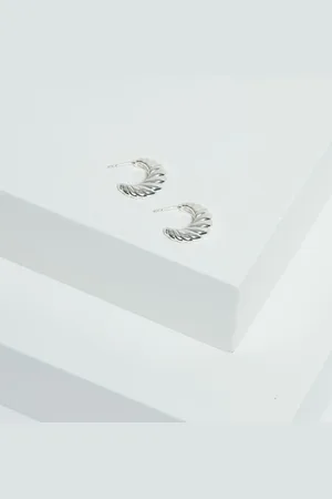 Jon Richard Silver Tone Ridge Hoop Earrings One