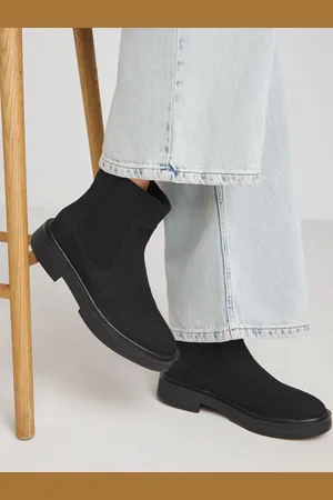 Simply Be Black Wide Fit Classic Chelsea Ankle Boots AU 11 (EU 43)