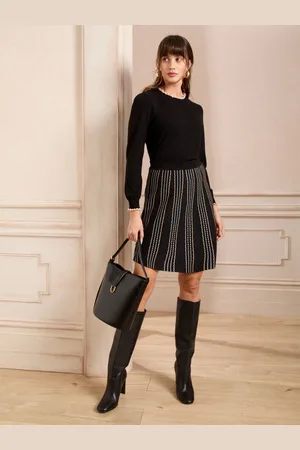 Love & Roses Compact Knitted Scallop A-Line Mini Skirt AU 12