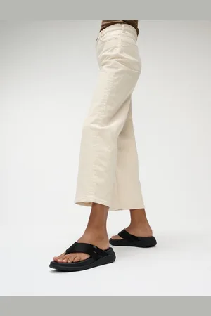 FitFlop F-Mode Go Webbing Flatform Strappy Black Flip Flops AU 5 (EU 36)