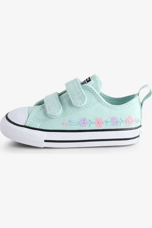 Converse Blue Chuck Taylor All Star 2V Trainers uk7eu24