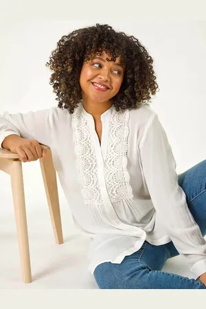 Roman White Curve Lace Trim Pintuck Blouse AU 22-24