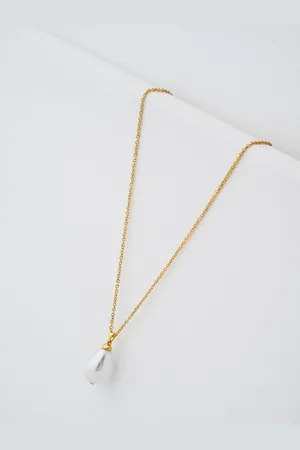Ted Baker Gold Tone Parmlia: Pearly Chain Pendant Necklace One
