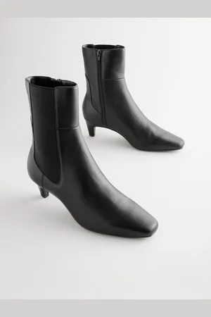 Next Black Leather Standard/Wide Fit Forever Comfort Chisel Toe Chelsea Ankle Boots AU 11 (EU 43)