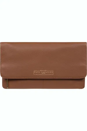 PURE LUXURIES LONDON Golders Leather Clutch Bag One