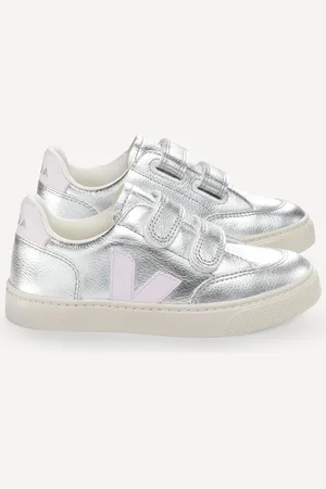 Veja Small Silver V-12 Trainers AU 10.5 (EU 28)