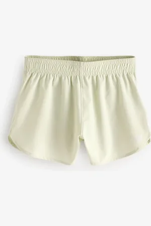 New Balance Girls RC Run Shorts 8