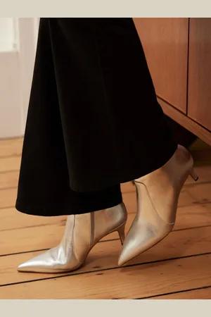 mint&berry Silver Kaia Leather Kitten Heel Boots AU 5 (EU 36)