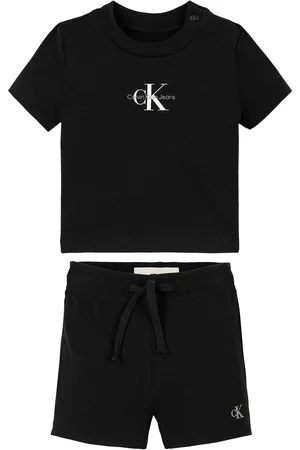 Calvin Klein Black Monogram Logo T-Shirt & Shorts Set 6