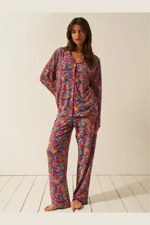 Stripe & Stare Long Red Pyjamas Set L