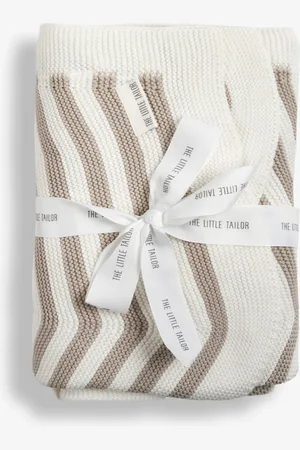 The Little Tailor Baby Chevron Design 100% Cotton Knitted Shawl One