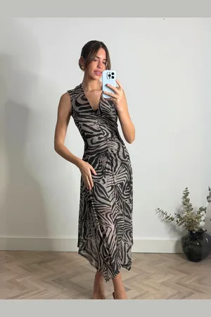 Style Cheat Senna V-Neck Ruched Animal Midi Dress AU 12
