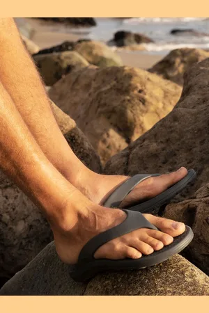 Totes Grey Bounce Toe Post Mens Sandals AU 11 (EU 46)