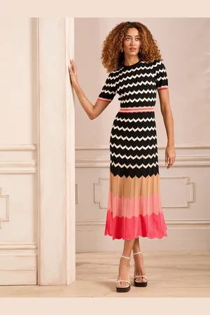 Love & Roses Petite Short Sleeve Knitted Midi Dress AU 16