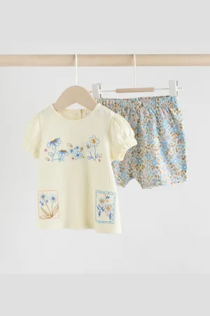 Next Ecru and Blue Floral Baby Puff Sleeve T-Shirt and Shorts 2 Piece Set 8692cm