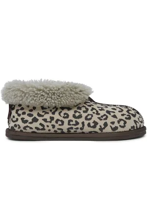 CELTIC & CO. Ladies Sheepskin Bootee Brown Slippers AU 9 (EU 40)