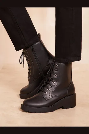Friends Like These Black Low Wedge Lace Up Ankle Faux Leather Boots AU 5 (EU 36)