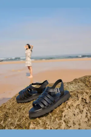 Barbour Black Otterburn Fisherman Sandals AU 8 (EU 39)