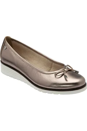 Lotus Slip-Ons Casual Shoes AU 6 (EU 37)