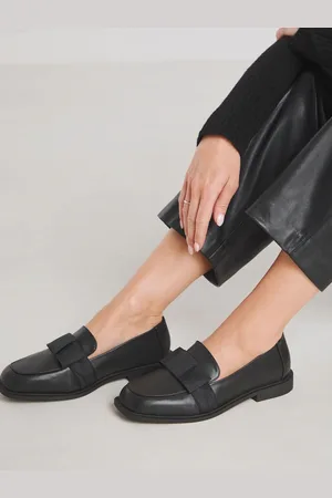 Simply Be Oversize Bow Loafers In Wide Fit AU 7 (EU 38)