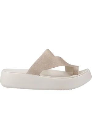 Crocs Gold Getaway Toe Loop Platform Sandals