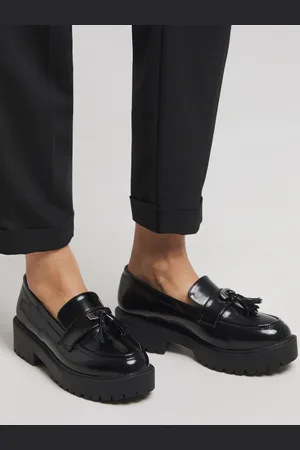 Simply Be Tassel Detail Chunky Loafers In Extra Wide Fit AU 8 (EU 39)