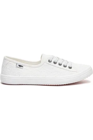 Rocket Dog Chow Elsie Eyelet Trainers AU 10 (EU 42)