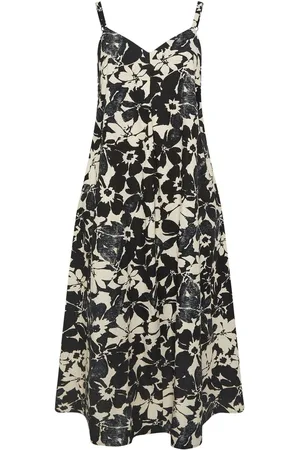 Evans Pleated Swing Containing Dress 18