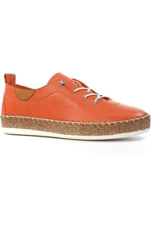 Lunar Evie Leather Plimsoll Shoes AU 10 (EU 41)