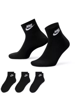 Nike Everyday Essential Ankle Socks (3 Pairs) - - 50% Recycled Polyester