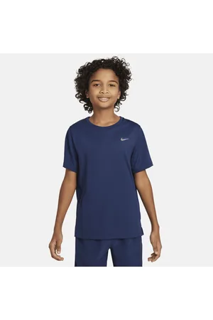 Nike Dri-FIT Poly+ Older Kids' (Boys') 1/4-Zip Training Top