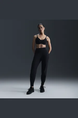 Nike Dri-FIT Bliss Women