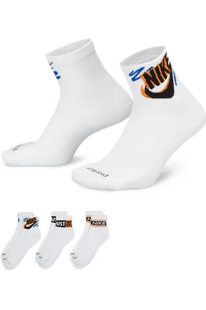 Nike Everyday Plus Ankle Socks (3 Pairs)