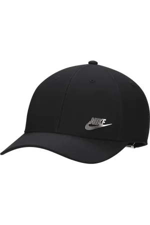 Nike Dri-FIT Club Structured Metal Logo Cap - - Polyester - 50% Recycled Polyester