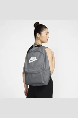 Nike Heritage Backpack (25L) - - Polyester - 50% Recycled Polyester