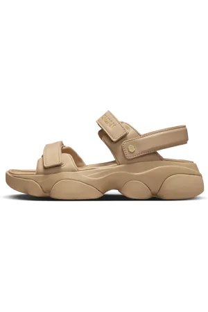 Jordan Nike Deja Women