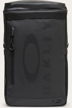 Oakley Men